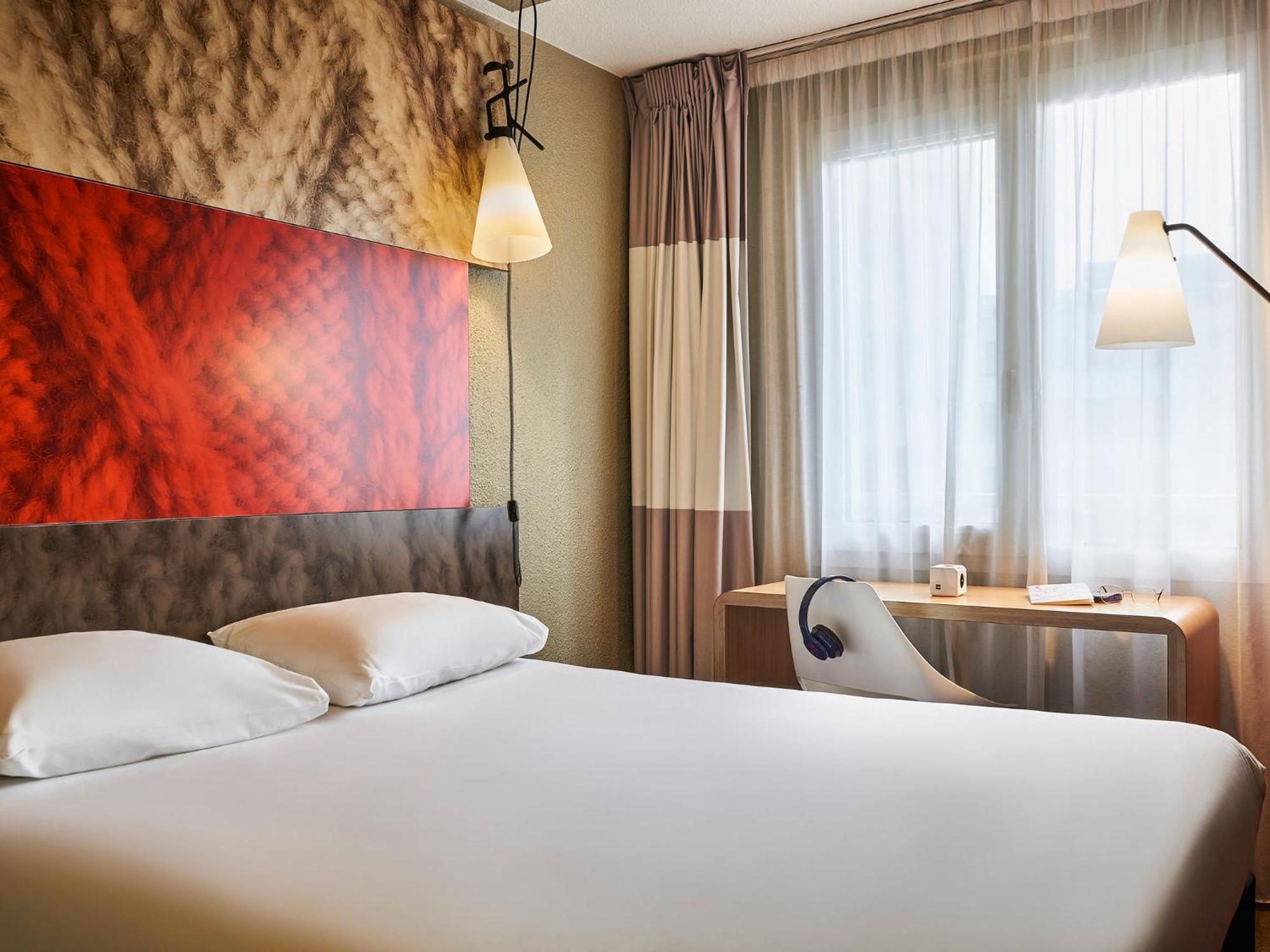 Ibis Bordeaux Centre Bastide Hotell Rom bilde